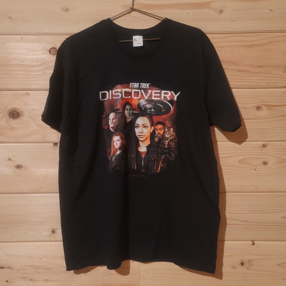 Star Trek Discovery Black T-Shirt Size XL 23x29